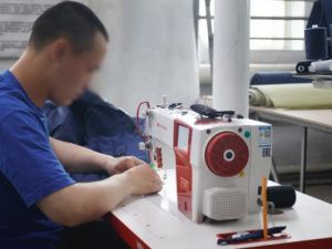 В исправительную колонию № 1 поступили новые швейные машины