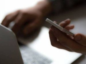 Банки начали по телефону запрашивать у клиентов СМС-коды для подтверждения операций