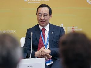 ВЭФ-2024: Айсен Николаев призвал объединить усилия по сохранению стерха на Дальнем Востоке