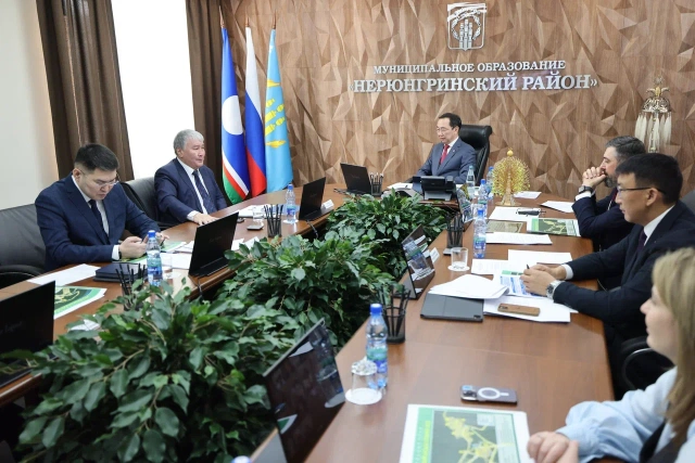 Айсен Николаев проверил подготовку к Ысыаху Олонхо в Нерюнгри