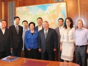 К чему привели амбициозные обещания китайских инвесторов спустя 10 лет?