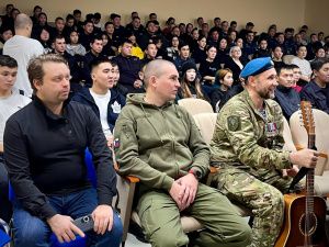 Команда фестиваля «Кино на службе Отечеству» посетила алмазную выставку в Якутске