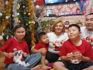 Многодетная мать Вероника Боротова: «Страна доверяет своё будущее только Владимиру Путину»