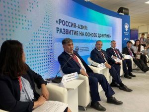 Анатолий Николаев рассказал об итогах работы на ВЭФ-2023 и планах развития СВФУ