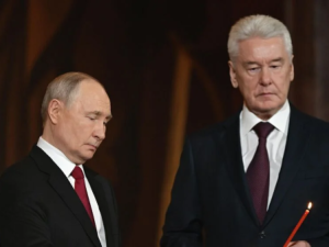 Путин поздравил россиян с Пасхой