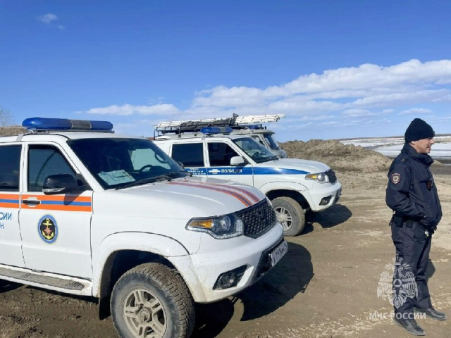 В Якутии за сутки закрыты 4 ледовых переправы муниципального значения