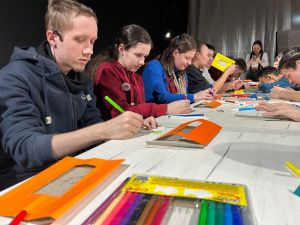 Быть полезным без жалости: как работает молодежный инклюзивный центр «Среда» в Якутске