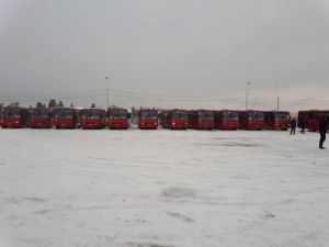 В Якутске состоялись соревнования по фигурному вождению среди водителей автобусов