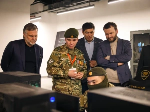 Помощнику Президента РФ и министру Минвостокразвития представили опыт развития креативной экономики в Якутии