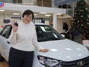 Пострадавшим на производстве якутянам предоставлены новые автомобили LADA Granta