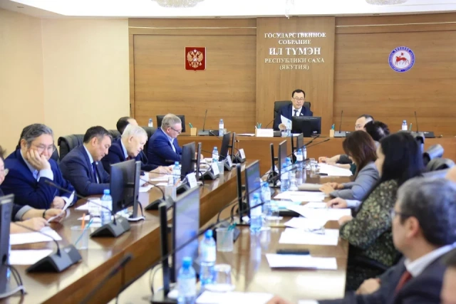 В парламенте Якутии обсудили вопросы охраны и использования особо охраняемых природных территорий