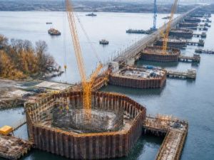 Почему финансовая модель строительства Ленского моста трещит по швам