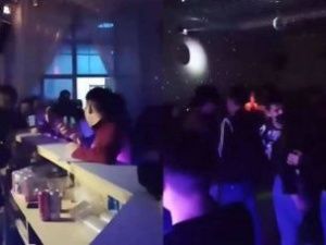 Ночные клубы, бары и рестораны Якутска продолжают нарушать коронавирусные ограничения