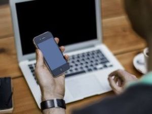 Мужчина вместо двигателя получил по Интернету... кусок железа