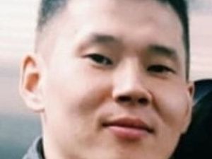 22-летний якутянин вынес из огня пожилую женщину и двоих детей