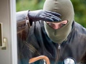 В Якутске обокрали жителя первого этажа