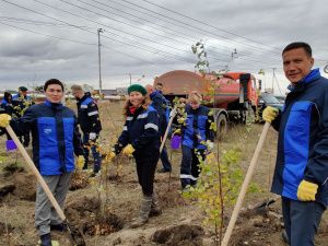 АО «Саханефтегазсбыт» посадил деревья в Парке Победы