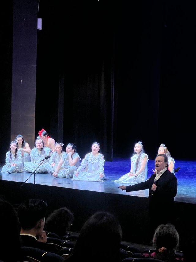 Режиссер Андрей Борисов провел мастер-класс в Астане