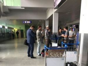 Фотофакт: Экс-премьер Якутии покинул республику