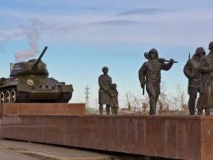 Сардана Авксентьева призывает поддержать инициативу о присвоении Якутску звания «Город трудовой доблести»