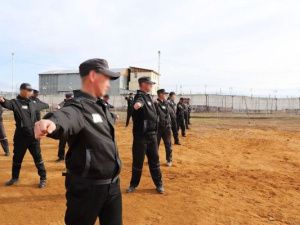 Утренние зарядки на свежем воздухе стартовали в исправительных учреждениях Якутии