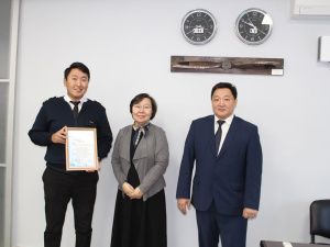 Летный состав авиакомпании «Якутия» наградили за профессионализм во время реконструкции аэропорта