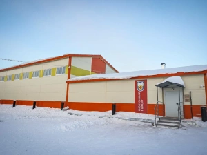 Новый спортзал построили в Якутске для школы № 20 по президентской субсидии
