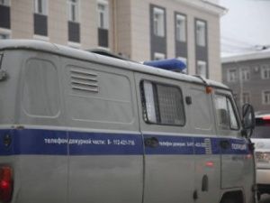 Грабеж средь бела дня: в Якутске двое улусников напали на женщину