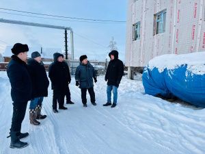 Дмитрий Садовников проверил строящиеся объекты Горного района