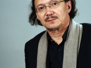 Сегодня день рождения руководителей, пресс-секретаря и звезды эстрады