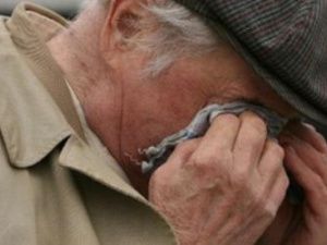 В Якутске гости жестоко избили пенсионера и похитили 140 тысяч рублей