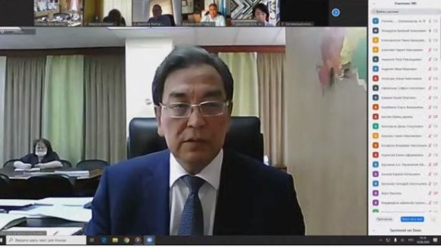 Принят закон о корректировке госбюджета Якутии на 2020 год и на плановый период 2021-2022 гг.