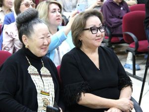 В Якутске наградили лауреатов премии имени Ивана Горного