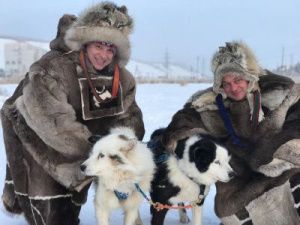 Продюсер «Ласкового мая» Андрей Разин прокатился на собачьей упряжке в Якутске