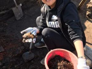 Волонтеры культуры Якутии приняли участие в археологических раскопках 