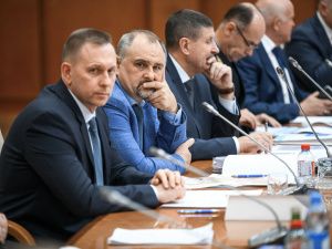 Трутнев рассмотрел вопрос реконструкции аэропортов Дальнего Востока