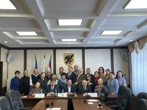 Совет старейшин и Общественная палата города Якутска провели совместное заседание