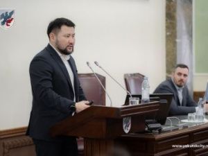 Евгений Григорьев озвучил планы и задачи, стоящие перед дорожной, строительной и транспортной отраслями