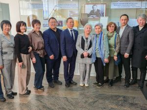 Выставка памяти Суорун Омоллоона объединила три легендарных музея Якутии