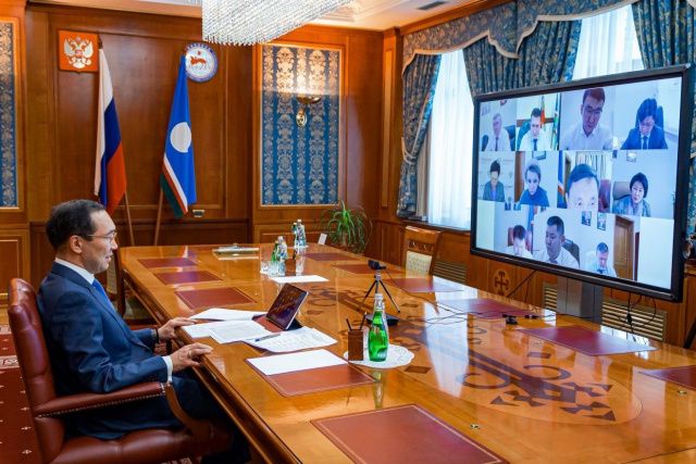 Глава Якутии: ежедневный мониторинг наличия лекарственных препаратов  – основная задача