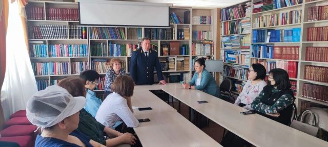 Акционерная компания «Железные дороги Якутии» вручила грамоты и подарки лучшим ученикам – детям своих сотрудников