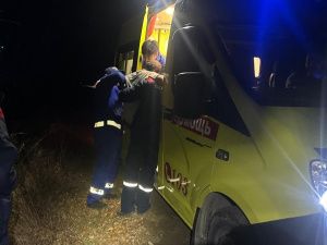 В Якутии спасатели вывезли из леса мужчину, которому потребовалась помощь врачей