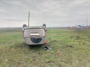 В Амге перевернулась машина с подростками, пострадали двое