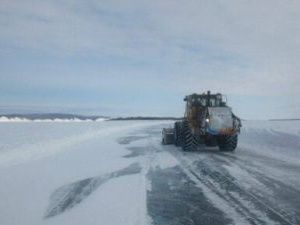 Сильные ветер и снегопад в Якутии: воздержитесь от дальних поездок!