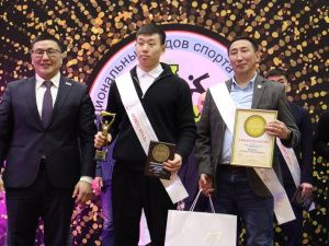 Лучшие спортсмены по национальным видам награждены ассоциацией «Сахаада-спорт»