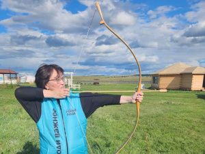 Сардана Авксентьева: "Выборы приходят и уходят"