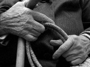 Жительница Якутии ограбила 80-летнюю пенсионерку