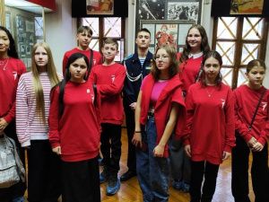 Школьница из Якутии получила паспорт в Совете Федерации