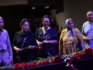 Фото: в Якутске прощаются с Михаилом Николаевым