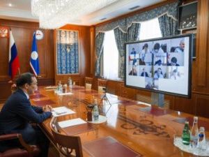 Глава Якутии поручил усилить контроль за прибывающими из-за пределов республики